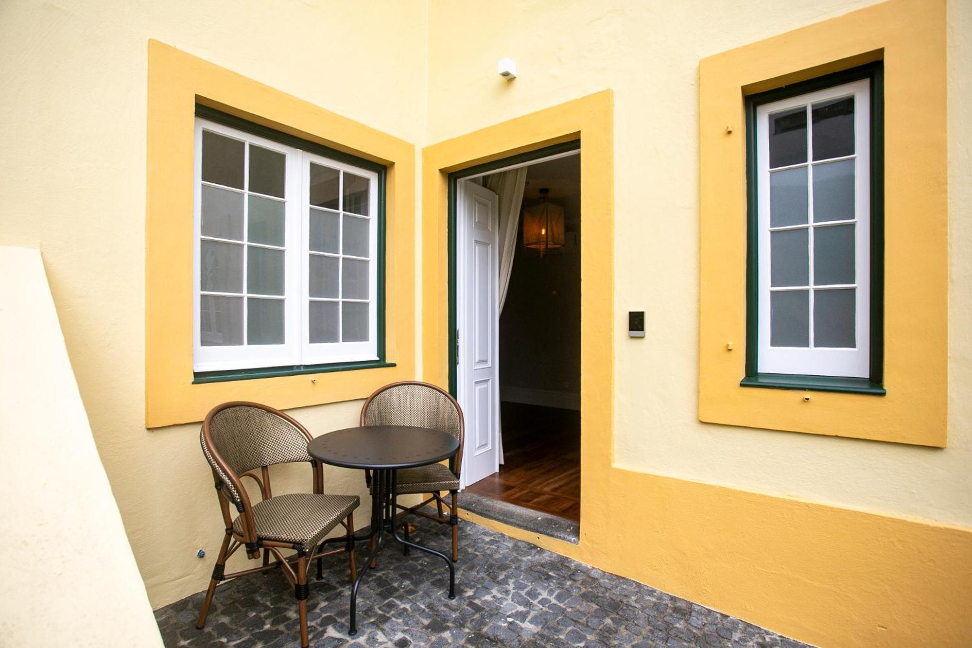 蓬塔德尔加达Casa Portuguesa - Charming House住宿加早餐旅馆 外观 照片